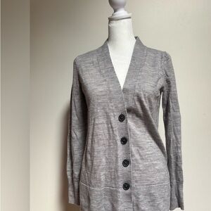 Elegant Gray Women's Cardigan